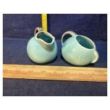 Cream & sugar, minor chip on creamer