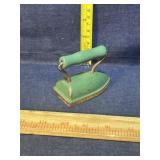 Toy iron