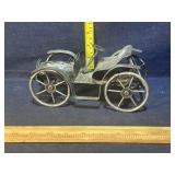 Antique car dï¿½cor