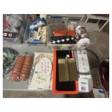 Table Content Lot