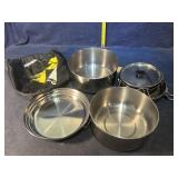 Camping cooking pans set