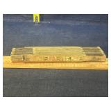 Folding ruler