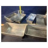 Bread pans