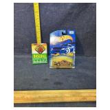 Hot Wheels and baseball cards