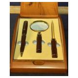 Desk set