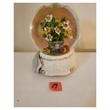 Floral Musical Glitter Globe