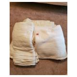 4 Lite Blankets - White