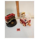 2 Musical Figures, Cable Car & Heart Tub
