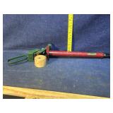 Mac toy machine gun