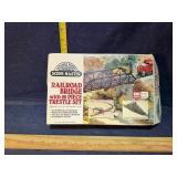 Railroad bridge 28 piece trestle set