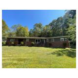 Charming 3 Bedroom Ranch on 3 Acres in Summersville
