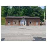 Commercial Building with Flexible Open Interior in Charleston