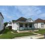 Well-maintained 2 Bedroom with Garage Apartment in Clarksburg