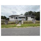 Spacious 3 Bedroom Brick Home in Mount Hope