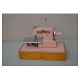 Vintage Kayanee Sewmaster Crank Sewing Machine
