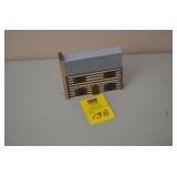 Cooper Cabin Parkersburg Cat