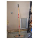 Craftsman Push Broom