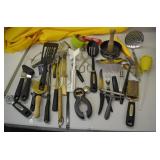 Box Lot of Kitchen Utensils & Items