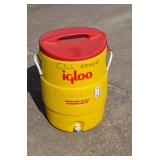 Large 10 Gallon Igloo Drink/Water Cooler
