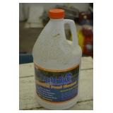 One Gallon Crystal Blue Pond Cleaner