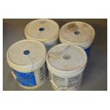 4 Buckets of String