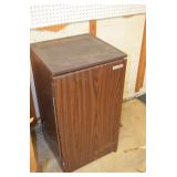 Apartment Size Fridge 19x18x33.5' Tall
