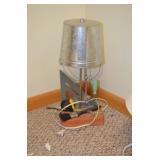 Construction Lamp with Shade 17' Tall