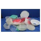 Lg Lot Asst Plastic Food Containers & Lids