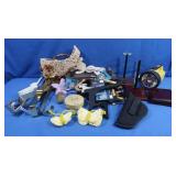 Several Metal Over the Door Wreath Hangers, Dorcy