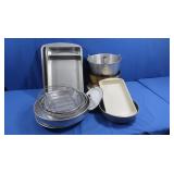 Lg Lot-Pans, Bundt Pans, Racks