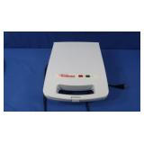 Toastmaster Snackster Electric Sandwich Maker-has