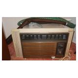 Emerson Quiet Cool Window AC (works), 2 Door