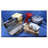 Electric Fry Pan, untested, Electric Grill/Waffle