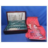 Rogers Bros Silverplated Flatware Set in Wooden