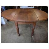 Vtg. Drop Leaf Table w/Casters-52x39x29