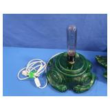 Vintage Ceramic w/Base/Bulbs