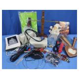 Speakers(untested),Wooden&Ceramic Home Dï¿½cor