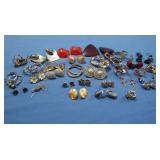 Costume Jewelry-Earring Pairs