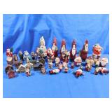 Variety of Small Santa Statues&Ornaments