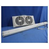Windown Fan(expandable)10"h&Fluorescent Light