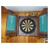 Vintage "Kings Arms" Dartboard Cabinet w/Dartr