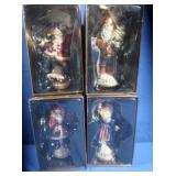 Mistletoe Mtn. Santa Decoration