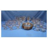 Christmas Glasses&8 Plates
