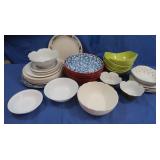 Dansk Tapestries Dinneware Set