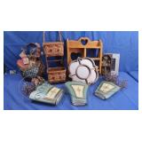 Sm. Wood Shelf-11.25x12.25",Wood&Wicker Wall