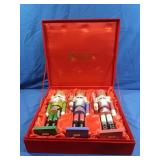 2005 Limited Edition Manchester Square 12" High