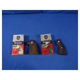 2 Revolver Grips, 1 RHK Redhawk,1 GDG Colt D