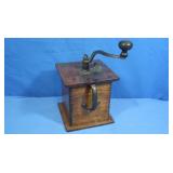 Vintage Manuel Coffee Grinder w/Cast Iron Hand