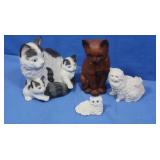 Vintage Homco Porcelain Cat&Kittens Figure,Wooden