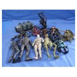 Figures from Aliens